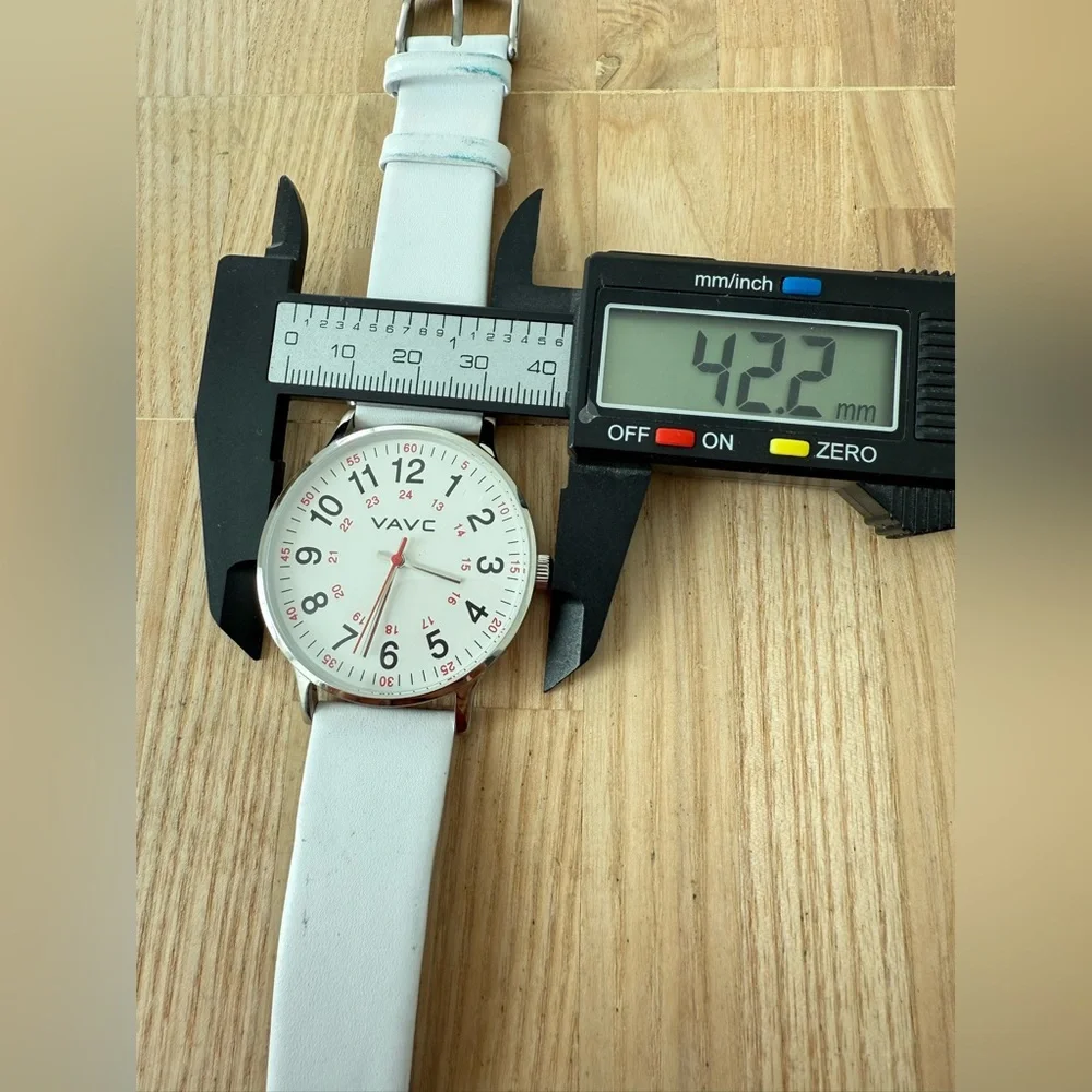 VAVC men’s silver tone white leather watch NEW BATTERY